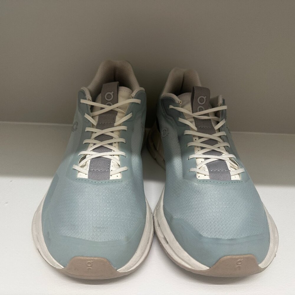 Cloudnova Form women's 8.5